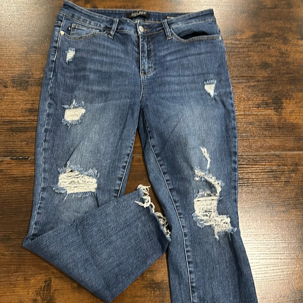 Size 13 Judy Blue Cordova Mid-Rise Relaxed fit Jean